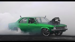 Watch ON IT AT POWERCRUISE 60 BURNOUTS Video
