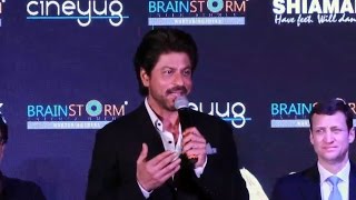 Watch Shahrukh Khan's GRAND ENTRY At Indian Academy Awards 2016 Video