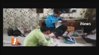 Watch CBI Raids On LB Nagar Sub Registrar Ramesh Chandra Reddy Houses | iNews Video