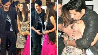 Watch Alia Bhatt And Siddharth Malhotra PDA At Dabboo Ratnani 2016 Calendar Launch Video