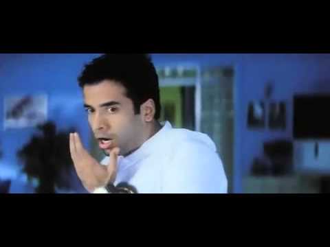 Watch Funny scene of isha and Tusshar Kapoor from kya kool hai hum. Video