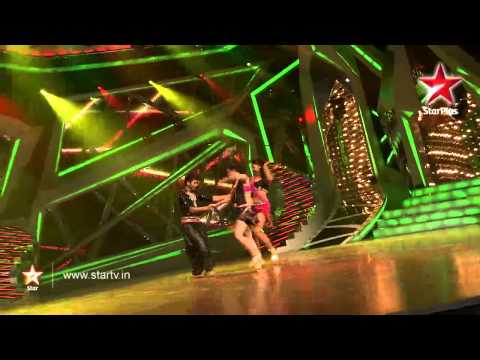 Watch Nach Baliye 6 - 18th January 2014 - Riddhi, Mehek and Nishant perform on the stage Video