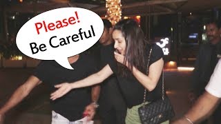 Watch Shraddha Kapoor's KIND Gesture Towards Media Photographer Video