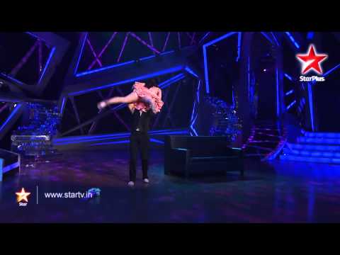 Watch Nach Baliye 6 - 28th December 2013 - Raqesh and Ridhi's fabulous act Video