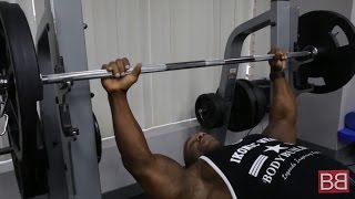 Watch How to- FLAT BENCH PRESS with Fred BIGGIE Smalls (Pro Series) Video