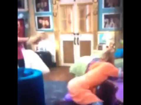 Watch Miley Scares Baby - 7 Seconds Funny Video Video
