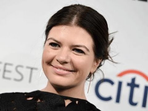 Watch Casey Wilson Brings Her Work Home Every Night News Video Video