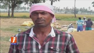 Watch Daily Workers Facing Huge Problems Due to Notes Ban | iNews Video