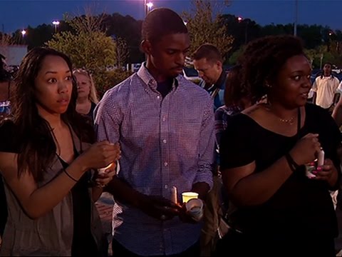 Watch Rally, Candlelight Vigil for Walter Scott News Video Video