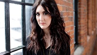Watch Aubrie Sellers Debuts Garage Country Record News Video Video