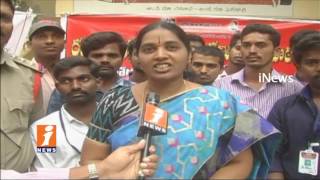 Watch Anantapur Mayor Swaroopa Distribute Books in Govt School | INews Video