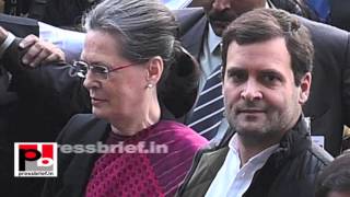 Watch Sonia Gandhi, Rahul Gandhi grants bail to Patiala House Court Video