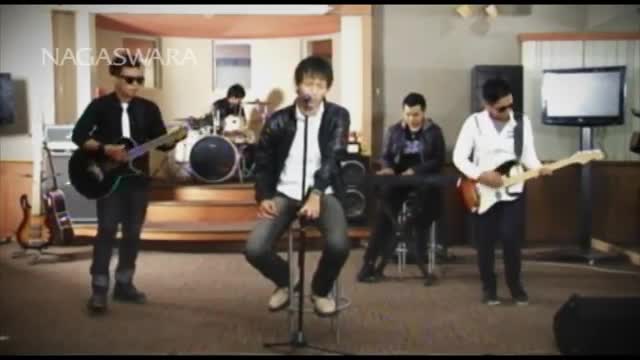 Watch Dadali - Rahasia Cinta (Official Music Video) Video