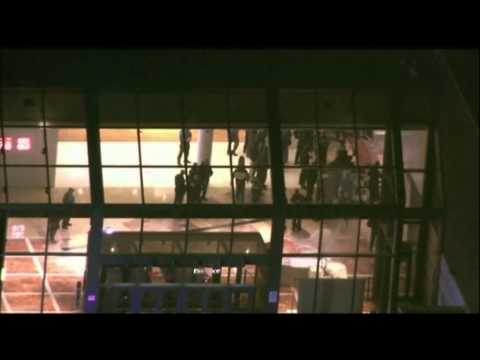 Watch NJ Mall in Lockdown, Suspect Believed Inside Video Video