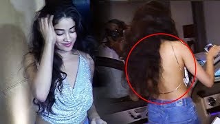 Watch H0T Jhanvi Kapoor In Backless Top At Manish Malhotra's Birthday Bash 2017 Video