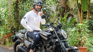 Watch John Abraham Casts VOTE At BMC Elections 2017 Video
