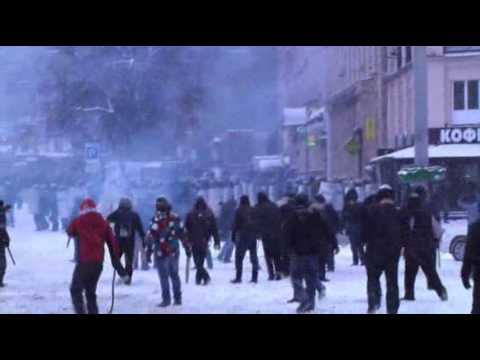 Watch Raw- 3 Reported Dead in Ukraine Clashes News Video Video