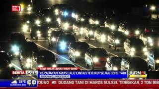 Watch Arus Balik, Pintu Tol Cikarang Utama Dipadati Kendaraan Video