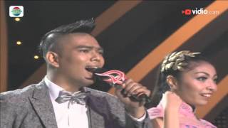 Watch Fitri, Malaysia - Cinta Sebentar (D'Academy Asia 10 Besar Group B Result Show) Video