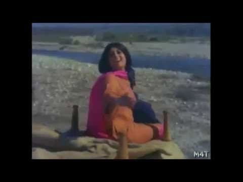 Watch Le Chal Le Chal Mere Jeewan Saathi - Mukesh, Hemlata - Old is Gold Superhit Old Song Video