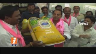 Watch Minister Indrakaran Reddy Works As Coolie For TRS Plenary Funds | Nirmal | iNews Video