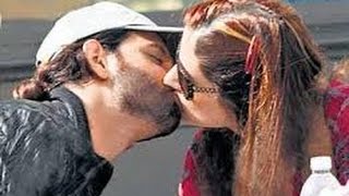 Watch Suzanne & Hrithik Roshan Erotic Kiss In Public Video