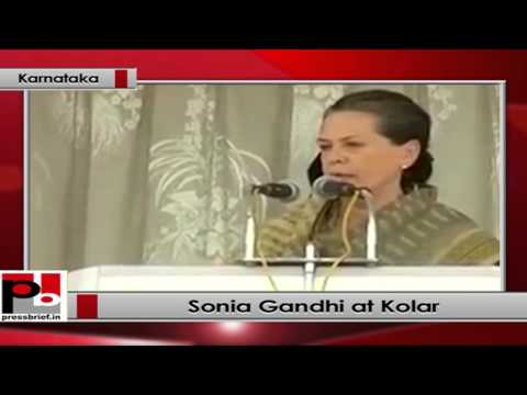 Watch Sonia Gandhi addresses an election rally in Kolar (Karnataka) Video