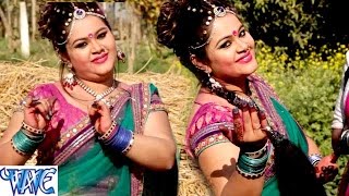 Watch Holiya Me Doliya Leke Aawa Na Ho - Happy Holi - Anu Dubey - Bhojpuri Hot Holi Songs Video