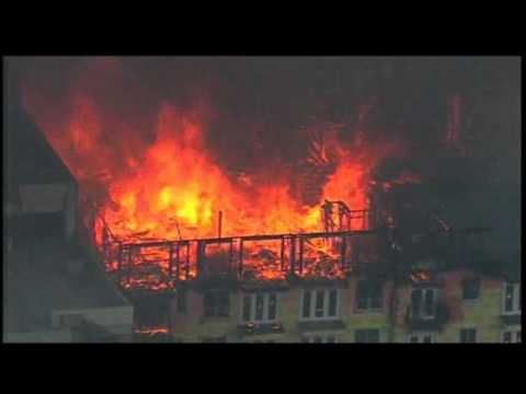 Watch Raw- Firefighters Battle Houston Apartment Fire News Video Video