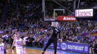 Watch Zach LaVine Throws Down the 360 Slam! Video