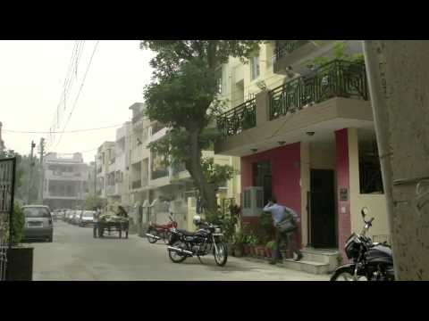 Watch Hero Splendor - Lage Aisa, Family Jaisa Video
