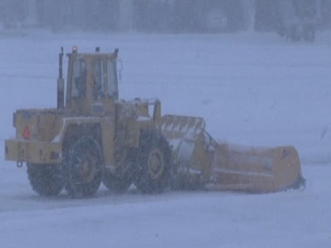 Watch Snow Causes Travel Mess at Boston Logan Airport News Video Video