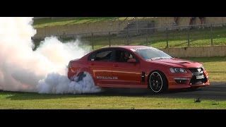 Watch IMGONE VE SS COMMODORE AT BURNOUT MANIA SYDNEY DRAGWAY Video