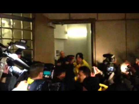 Watch Raw- Bieber Turns Self in to Canadian Police News Video Video