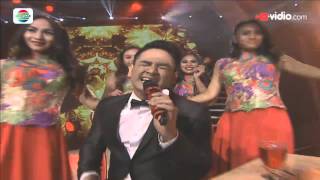Watch Dwi Andhika - Sekuntum Mawar Merah (D'Academy Celebrity) Video