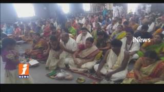 Watch Huge Devotees Rush In Yadadri Sri Laxmi Narasimha Swamy Temple | iNews Video