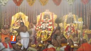 Watch Uttara Dwara Darshanam In Bhadradi Ramachandra Temple On Mukkoti Ekadasi | iNews Video