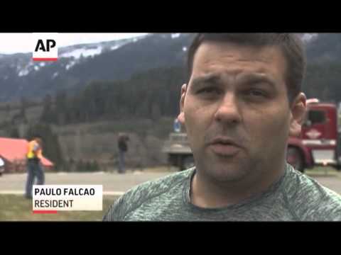 Watch Unsafe Conditions Halt Mudslide Search, Rescue News Video Video