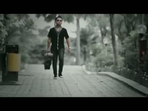 Watch KERISPATIH - Tertatih Video