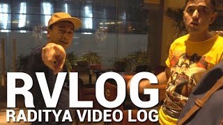 Watch RVLOG - KETEGANGAN DI MALAM HARI Video
