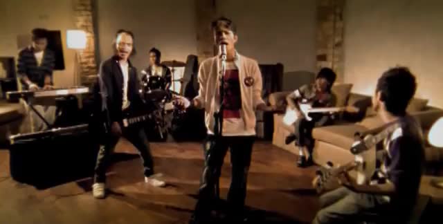 Watch KANGEN BAND - Selingkuh (Official Music Video) Video