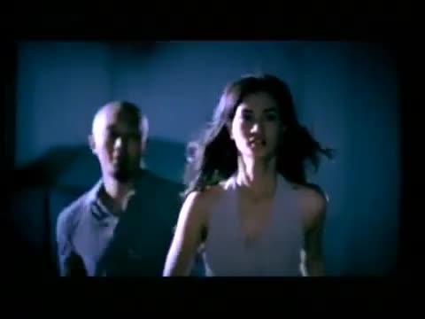 Watch KUNCI - Aku Bukan Dirinya (Official Music Video) Video