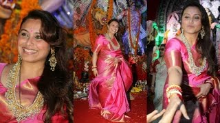 Watch Fatty Mom Rani Mukerji Hot PINK Saree Looks Video