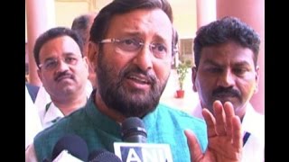 Watch Environment Ministry will implement Solid Waste Management rule on April 5- Javadekar - News Video Video