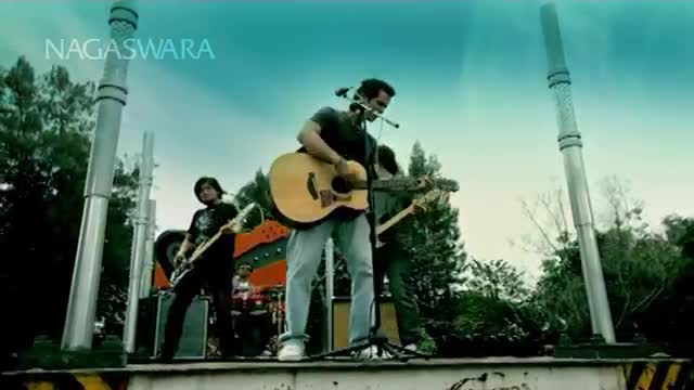 Watch BAJA - Presiden Juga Tahu (Official Music Video) Video