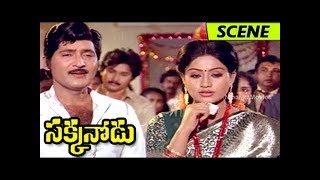 Watch Shoban Babu Saves Vijayshanthi From Rowdies - Sakkanodu Movie Scenes Video