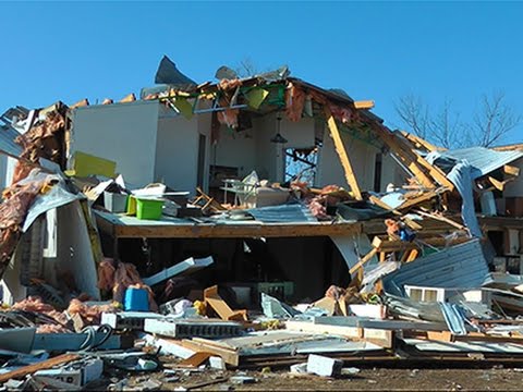 Watch Illinois Tornado Kills 2 People, Destroys Homes News Video Video