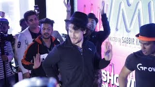 Watch Tiger Shroff's Amazing Dance At The Morning Fitness Party Video