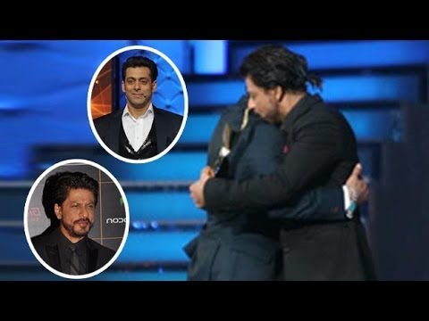 Watch Salman HUGS Shahrukh Once Again! Latest Bollywood News & Gossips Video