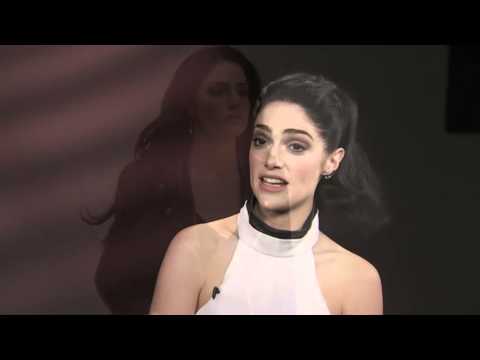 Watch 'Salem' Star Montgomery Talks Fashion News Video Video